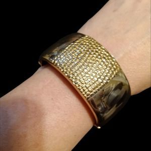 Trendy Gold Bangle Bracelet